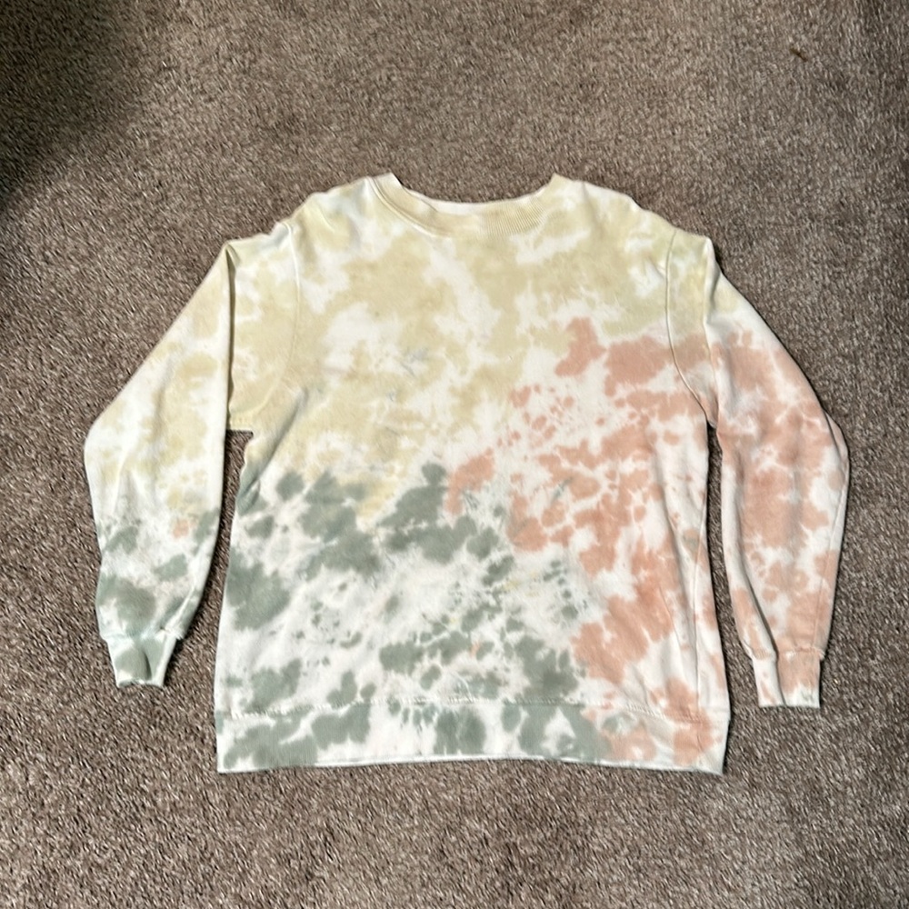 Size Med Oversized Light Weight Sweatshirt